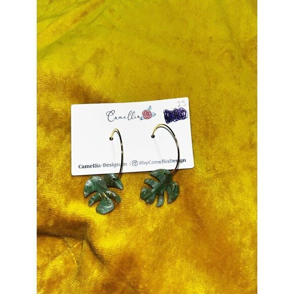 Green and Gold Clay Earrings - Picture 1 of 2